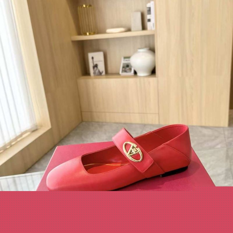 Valentino flat shoes